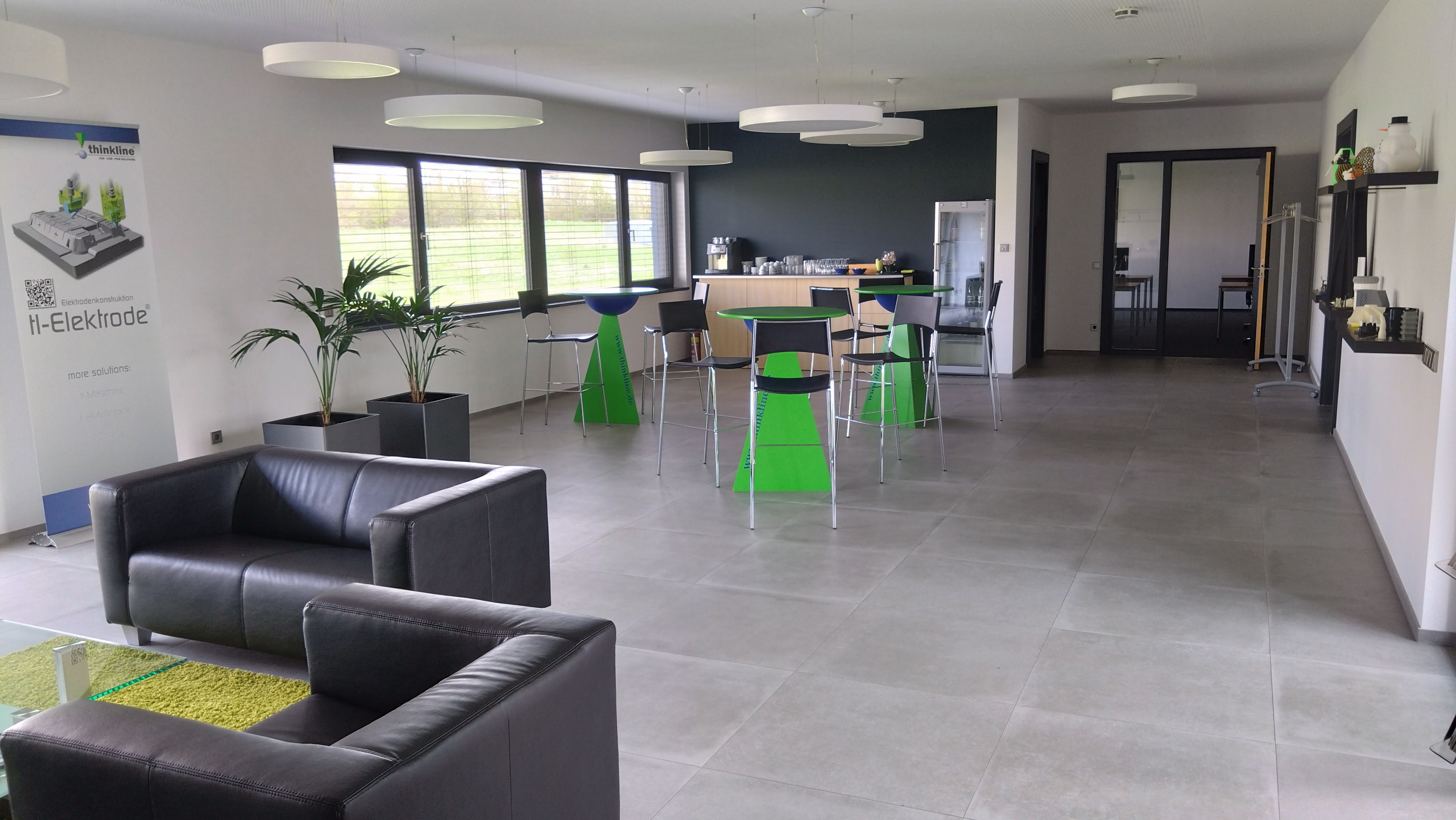 <br />
<b>Warning</b>:  Undefined property: stdClass::$img_alt_tag in <b>/var/www/vhosts/thinkline.de/tltest.thinkline.de/modules/mod_uk_grid/tmpl/default.php</b> on line <b>121</b><br />
